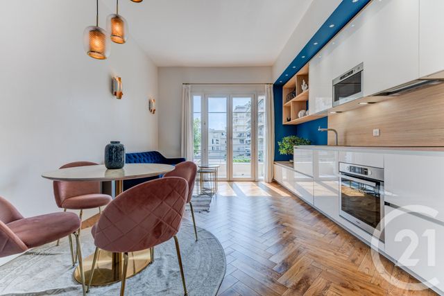 Appartement T3 à vendre - 3 pièces - 55.71 m2 - NICE - 06 - PROVENCE-ALPES-COTE-D-AZUR - Century 21 Lafage Transactions