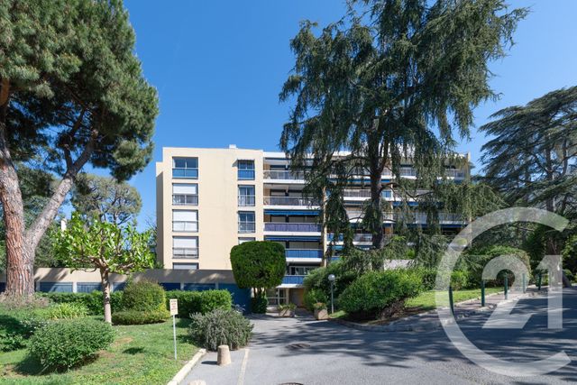 Appartement F3 à vendre - 3 pièces - 54.28 m2 - NICE - 06 - PROVENCE-ALPES-COTE-D-AZUR - Century 21 Lafage Transactions