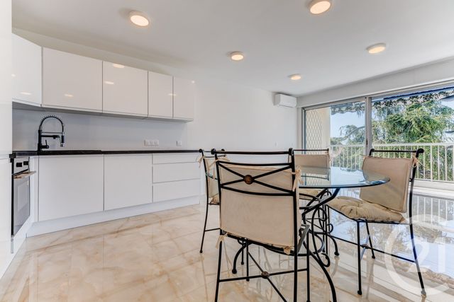 Appartement F3 à vendre - 3 pièces - 54.28 m2 - NICE - 06 - PROVENCE-ALPES-COTE-D-AZUR - Century 21 Lafage Transactions