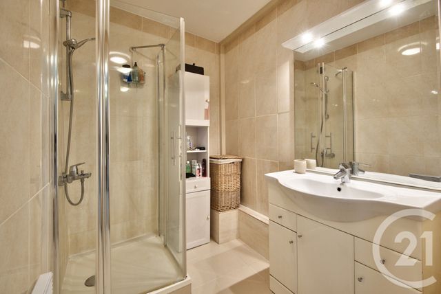 Appartement T3 à vendre - 3 pièces - 67.38 m2 - NICE - 06 - PROVENCE-ALPES-COTE-D-AZUR - Century 21 Lafage Transactions
