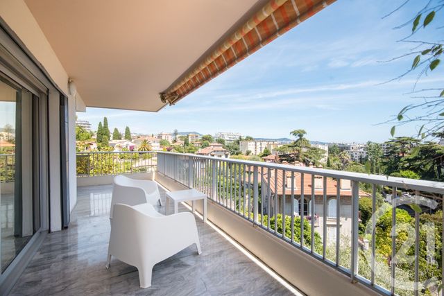 Appartement F4 à vendre - 4 pièces - 94.88 m2 - NICE - 06 - PROVENCE-ALPES-COTE-D-AZUR - Century 21 Lafage Transactions