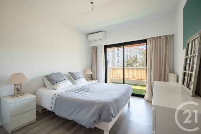 Appartement F4 à vendre - 4 pièces - 94.88 m2 - NICE - 06 - PROVENCE-ALPES-COTE-D-AZUR - Century 21 Lafage Transactions