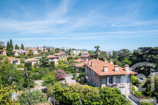 Appartement F4 à vendre - 4 pièces - 94.88 m2 - NICE - 06 - PROVENCE-ALPES-COTE-D-AZUR - Century 21 Lafage Transactions