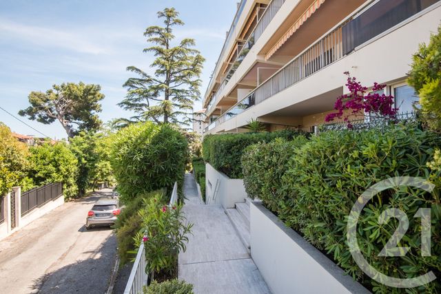 Appartement F4 à vendre - 4 pièces - 94.88 m2 - NICE - 06 - PROVENCE-ALPES-COTE-D-AZUR - Century 21 Lafage Transactions