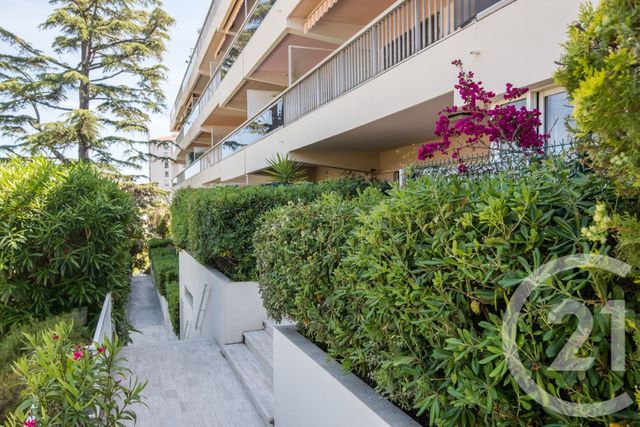 Appartement F4 à vendre - 4 pièces - 94.88 m2 - NICE - 06 - PROVENCE-ALPES-COTE-D-AZUR - Century 21 Lafage Transactions