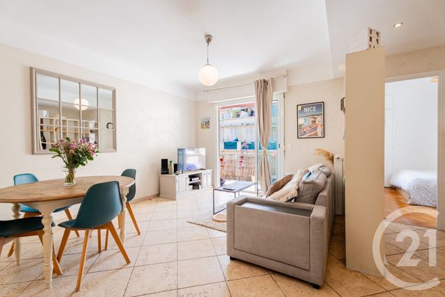 Appartement F3 à vendre - 3 pièces - 63.42 m2 - NICE - 06 - PROVENCE-ALPES-COTE-D-AZUR - Century 21 Lafage Transactions
