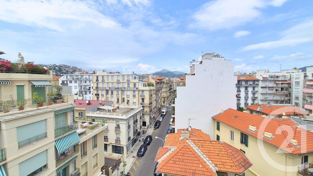Appartement F3 à vendre - 3 pièces - 73.62 m2 - NICE - 06 - PROVENCE-ALPES-COTE-D-AZUR - Century 21 Lafage Transactions