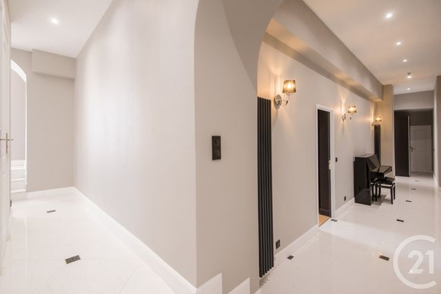 Appartement F5 à vendre - 5 pièces - 134.2 m2 - NICE - 06 - PROVENCE-ALPES-COTE-D-AZUR - Century 21 Lafage Transactions