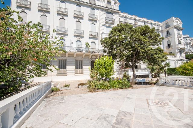 Appartement F5 à vendre - 5 pièces - 134.2 m2 - NICE - 06 - PROVENCE-ALPES-COTE-D-AZUR - Century 21 Lafage Transactions