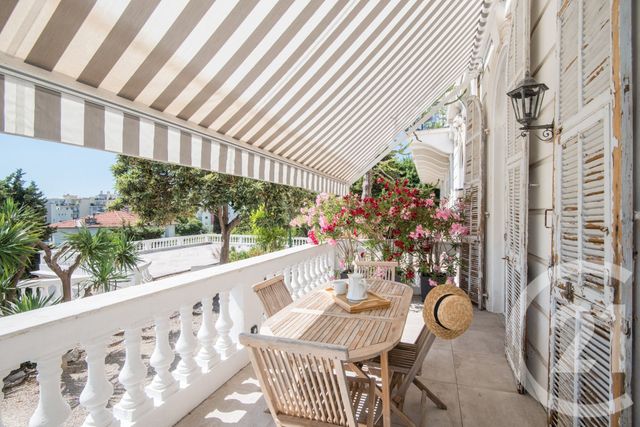 Appartement F5 à vendre - 5 pièces - 134.2 m2 - NICE - 06 - PROVENCE-ALPES-COTE-D-AZUR - Century 21 Lafage Transactions