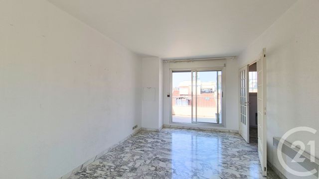 Appartement F1 à vendre - 1 pièce - 31.0 m2 - NICE - 06 - PROVENCE-ALPES-COTE-D-AZUR - Century 21 Lafage Transactions