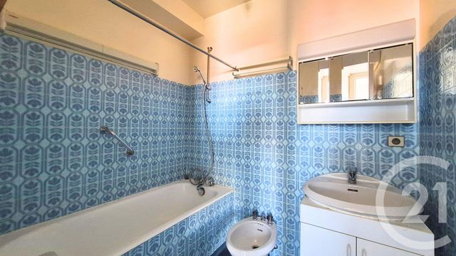 Appartement F1 à vendre - 1 pièce - 31.0 m2 - NICE - 06 - PROVENCE-ALPES-COTE-D-AZUR - Century 21 Lafage Transactions