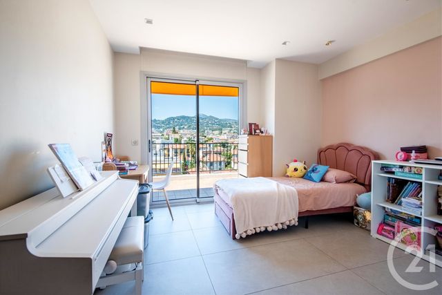 Appartement F5 à vendre - 5 pièces - 116.0 m2 - NICE - 06 - PROVENCE-ALPES-COTE-D-AZUR - Century 21 Lafage Transactions