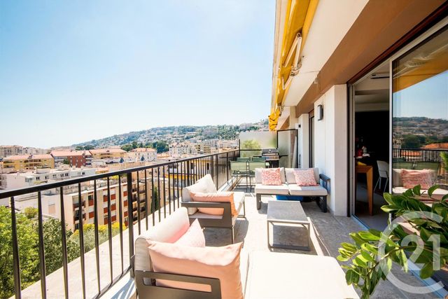 Appartement F5 à vendre - 5 pièces - 116.0 m2 - NICE - 06 - PROVENCE-ALPES-COTE-D-AZUR - Century 21 Lafage Transactions