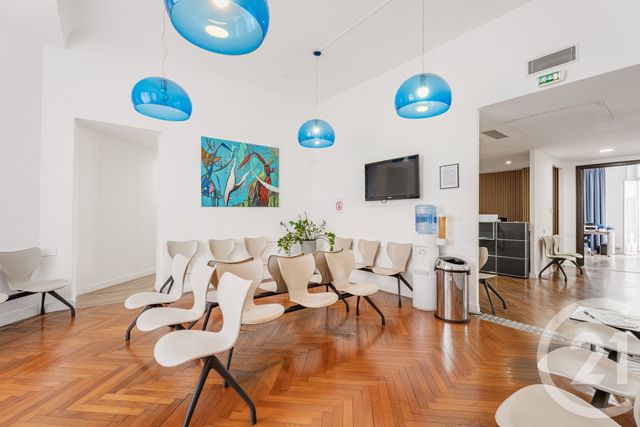 Appartement F10 à vendre - 12 pièces - 270.55 m2 - NICE - 06 - PROVENCE-ALPES-COTE-D-AZUR - Century 21 Lafage Transactions