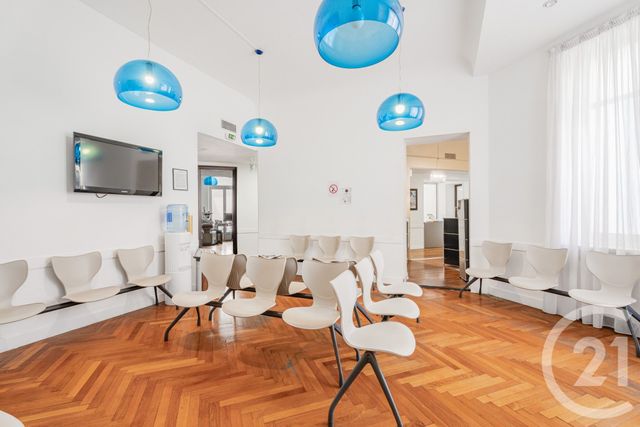 Appartement F10 à vendre - 12 pièces - 270.55 m2 - NICE - 06 - PROVENCE-ALPES-COTE-D-AZUR - Century 21 Lafage Transactions