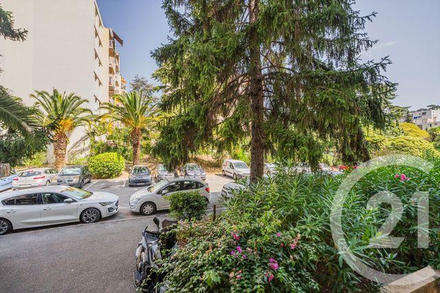 Appartement F4 à vendre - 4 pièces - 63.0 m2 - NICE - 06 - PROVENCE-ALPES-COTE-D-AZUR - Century 21 Lafage Transactions