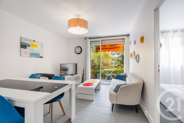 Appartement F4 à vendre - 4 pièces - 63.0 m2 - NICE - 06 - PROVENCE-ALPES-COTE-D-AZUR - Century 21 Lafage Transactions