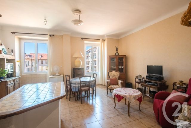 Appartement F3 à vendre - 3 pièces - 64.41 m2 - NICE - 06 - PROVENCE-ALPES-COTE-D-AZUR - Century 21 Lafage Transactions