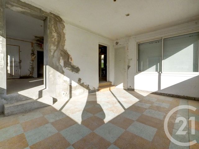 Appartement F4 à vendre - 4 pièces - 97.57 m2 - CAGNES SUR MER - 06 - PROVENCE-ALPES-COTE-D-AZUR - Century 21 Lafage Transactions