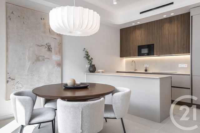 Appartement F3 à vendre - 3 pièces - 86.6 m2 - NICE - 06 - PROVENCE-ALPES-COTE-D-AZUR - Century 21 Lafage Transactions