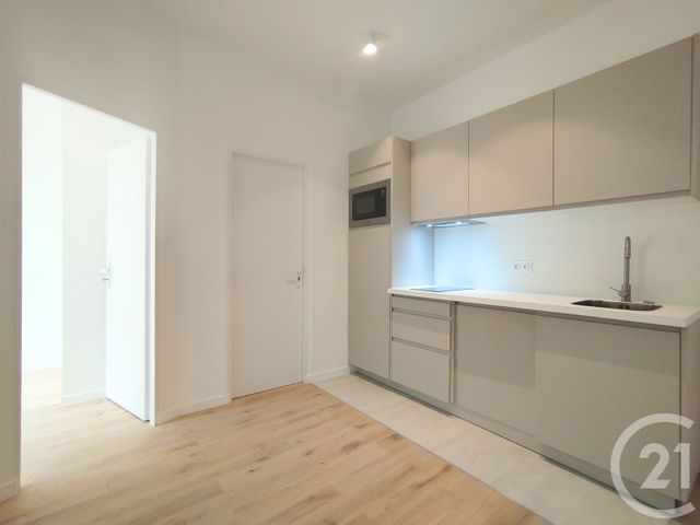 Appartement à vendre - 2 pièces - 30.64 m2 - NICE - 06 - PROVENCE-ALPES-COTE-D-AZUR - Century 21 Lafage Transactions