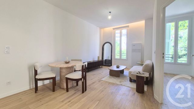 Appartement à vendre - 2 pièces - 30.64 m2 - NICE - 06 - PROVENCE-ALPES-COTE-D-AZUR - Century 21 Lafage Transactions