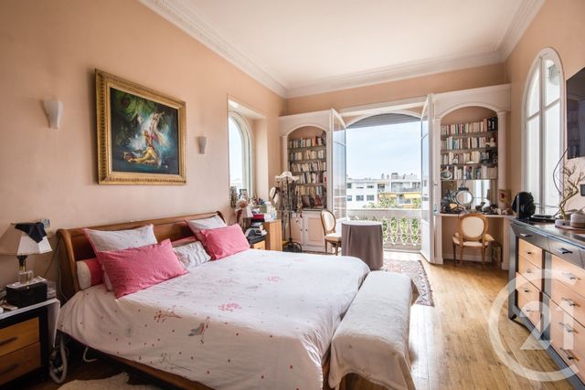 Appartement F5 à vendre - 5 pièces - 156.71 m2 - NICE - 06 - PROVENCE-ALPES-COTE-D-AZUR - Century 21 Lafage Transactions