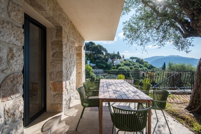 maison à vendre - 7 pièces - 205.47 m2 - NICE - 06 - PROVENCE-ALPES-COTE-D-AZUR - Century 21 Lafage Transactions