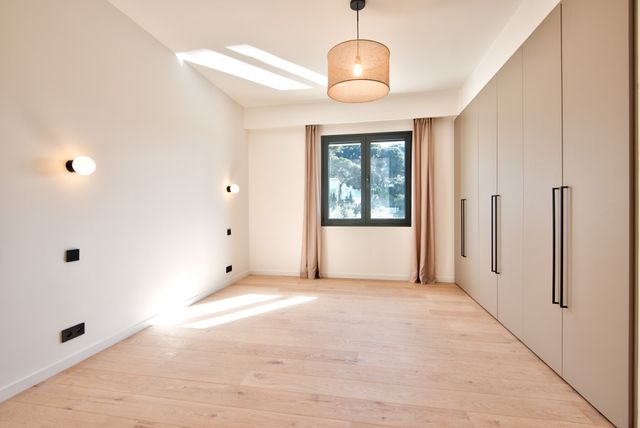 Afficher la photo en grand maison à vendre - 7 pièces - 205.47 m2 - NICE - 06 - PROVENCE-ALPES-COTE-D-AZUR - Century 21 Lafage Transactions