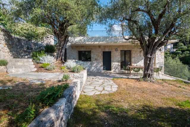 maison à vendre - 7 pièces - 205.47 m2 - NICE - 06 - PROVENCE-ALPES-COTE-D-AZUR - Century 21 Lafage Transactions