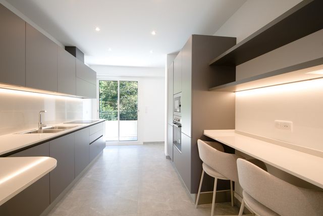 Appartement F5 à vendre - 5 pièces - 167.33 m2 - NICE - 06 - PROVENCE-ALPES-COTE-D-AZUR - Century 21 Lafage Transactions